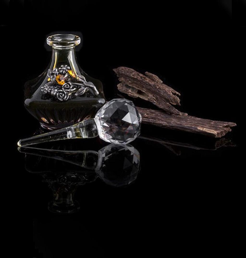 Save 17% on Agarwood & Oud Oil